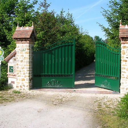 Bed and Breakfast La Petite Ferme Vouzeron Exterior foto