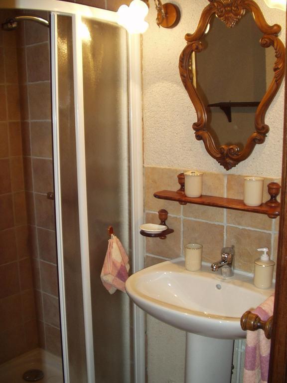 Bed and Breakfast La Petite Ferme Vouzeron Zimmer foto