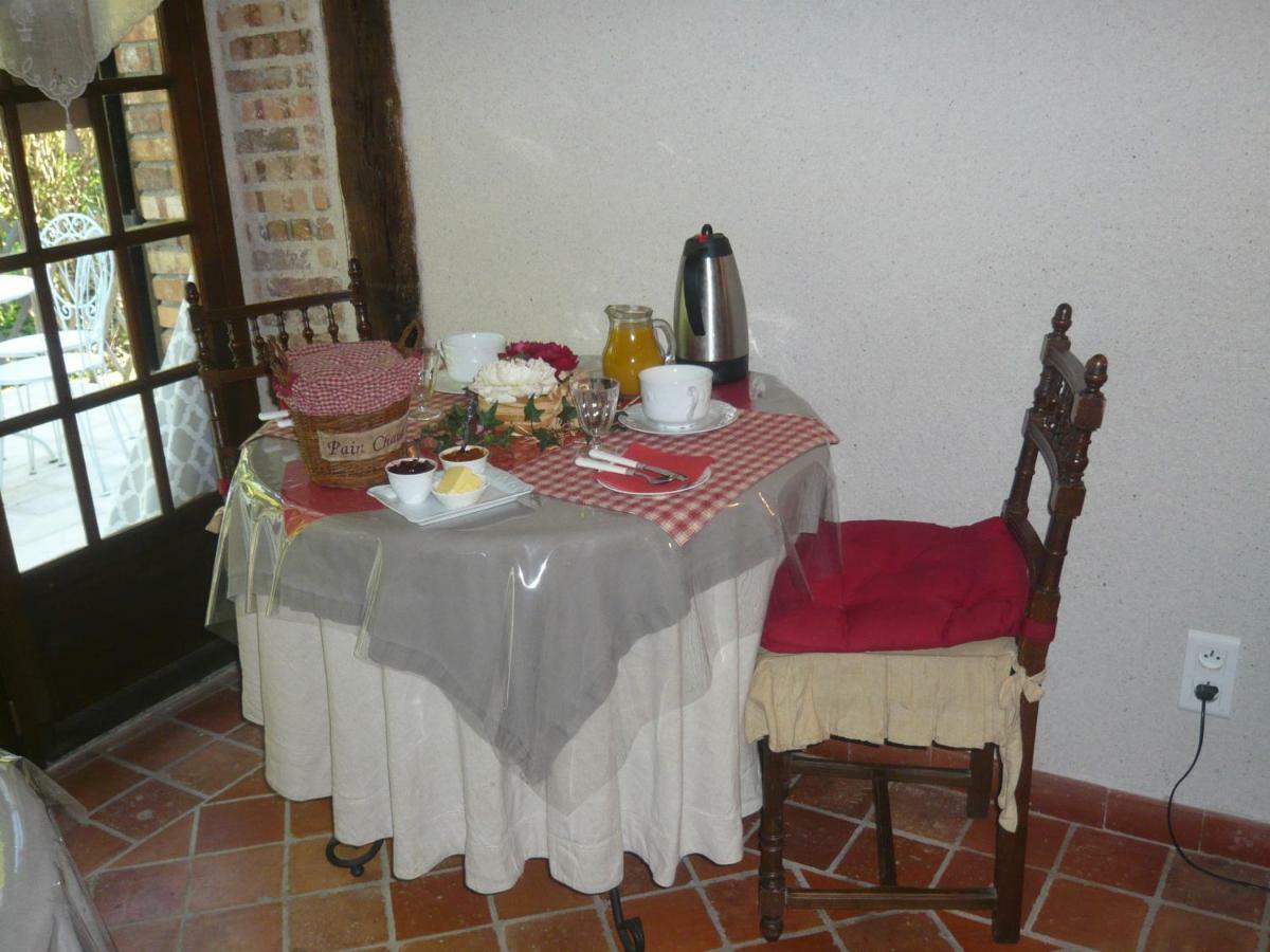Bed and Breakfast La Petite Ferme Vouzeron Exterior foto